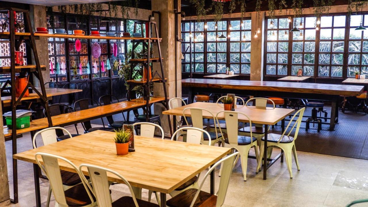 Triple Seven Bed & Breakfast Bandung Kültér fotó